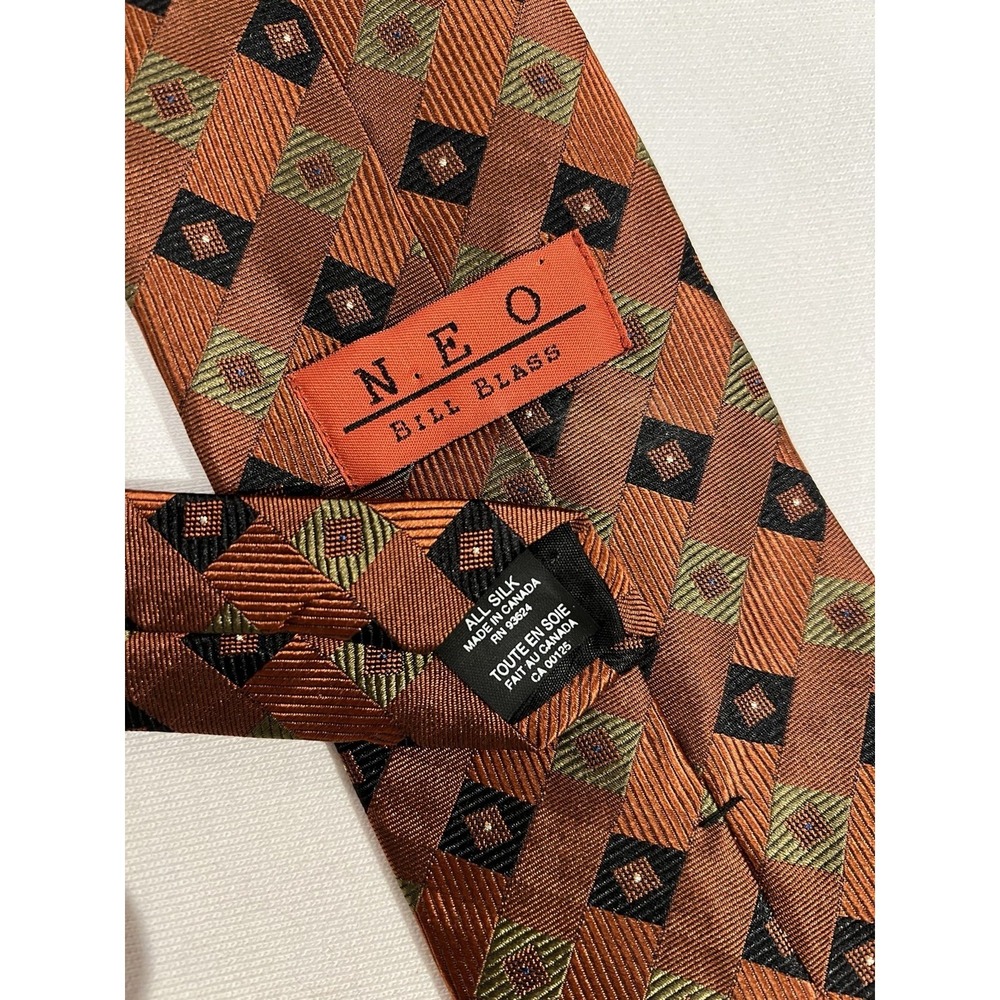 Bill Blass Neo	Vintage Rust Orange Woven Geometric Silk Tie Necktie Canada Made